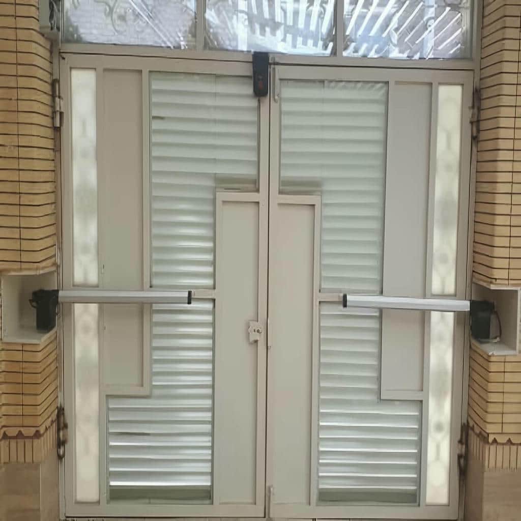 خلاص کن دستی جک ایتالیایی درب پارکینگ کنار موتور