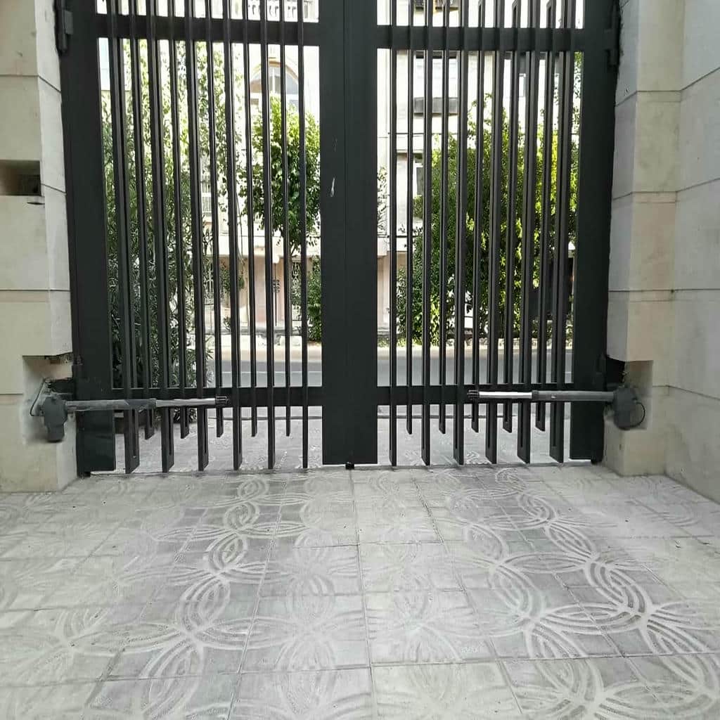جک درب پارکینگ با روانکاری لولا و مسیر حرکت جک درب پارکینگ با روانکاری لولا و مسیر حرکت