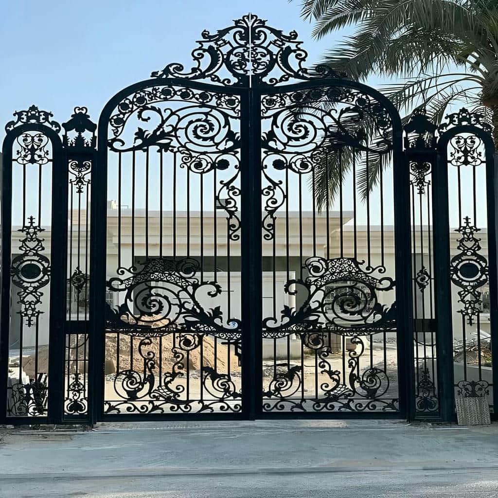 درب پارکینگ دو لنگه با پوشش رنگ کوره ای مات