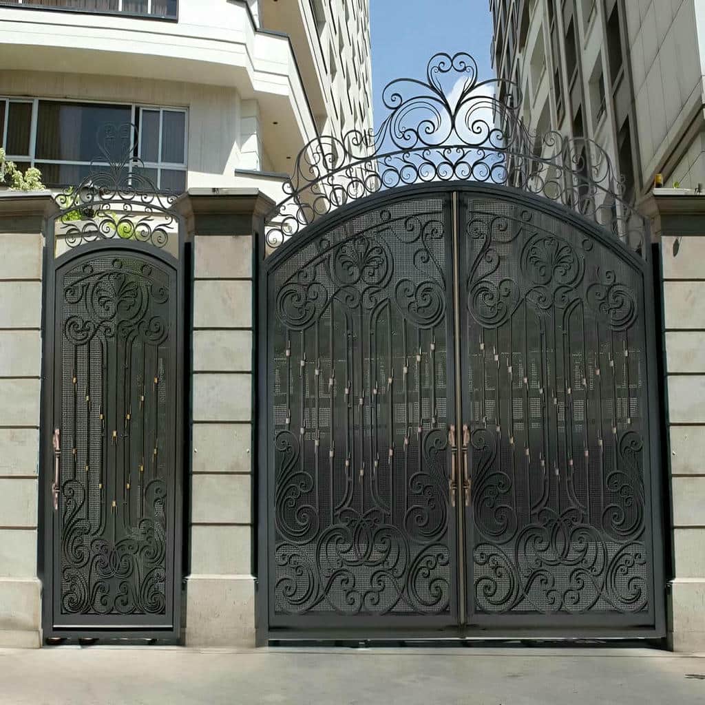 9 طرح درب پارکینگ آهنی ساده مقاوم