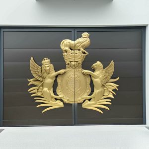 درب پارکینگ طرح چوب با فریم تقویت شده و رنگ مقاوم