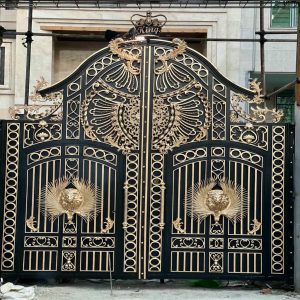 درب پارکینگ سنگین با شاسی تقویت شده و رنگ مقاوم