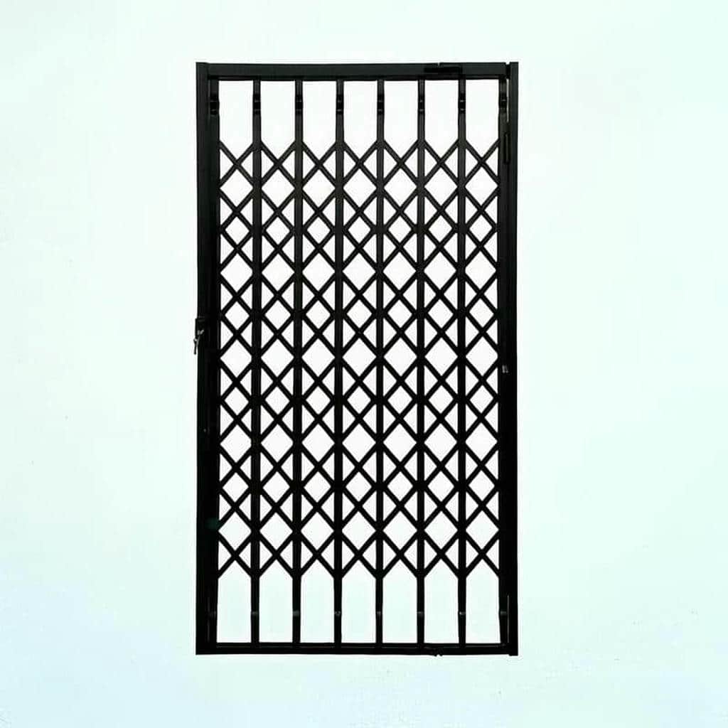 درب آکاردئونی پنج گل سفارشی