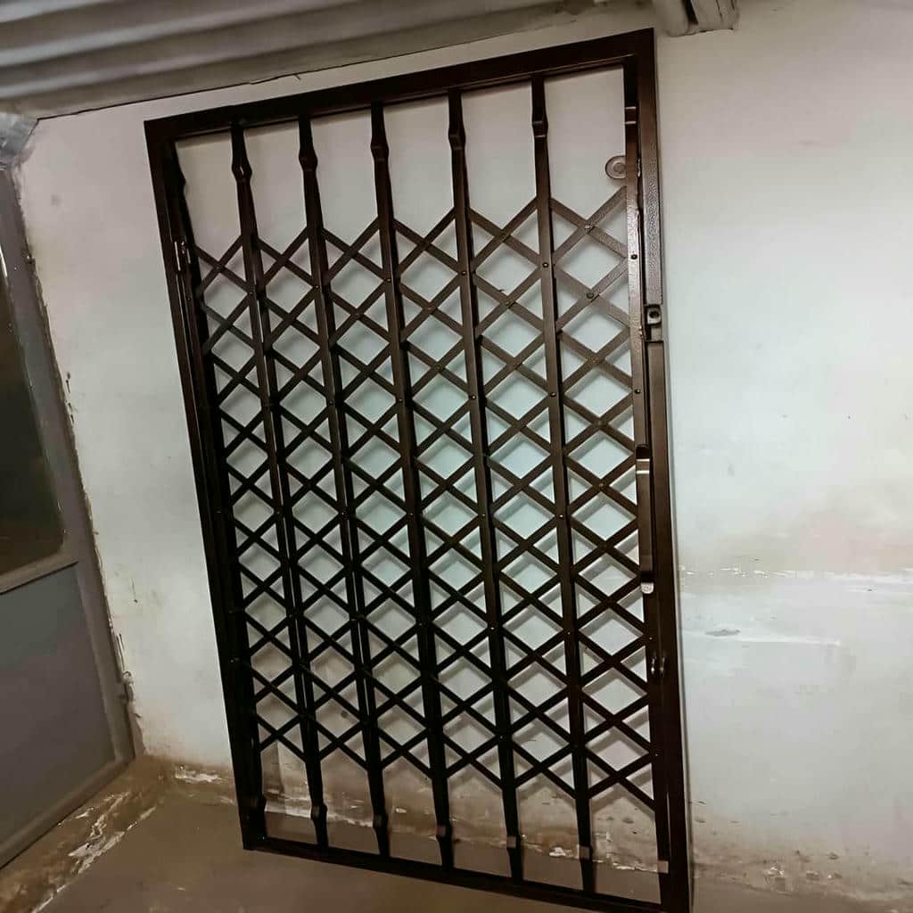 حفاظ لولایی درب در مرحله مشاوره شرایط جوی