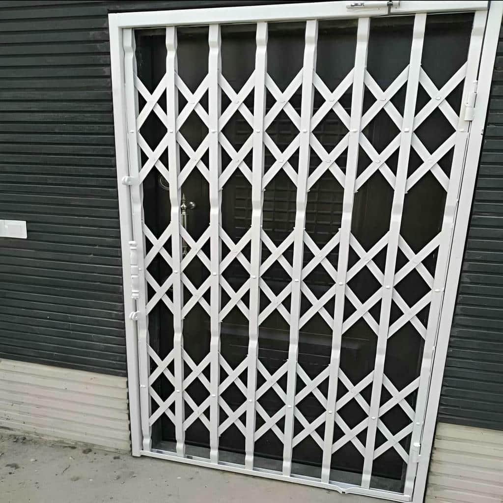 درب آکاردئونی فلزی مناسب ورودی ویلا