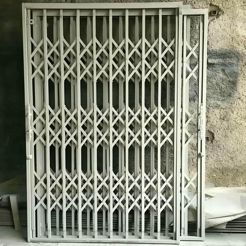 نرده آکاردئونی در نمونه کار متریال مختلف نرده آکاردئونی در نمونه کار متریال مختلف