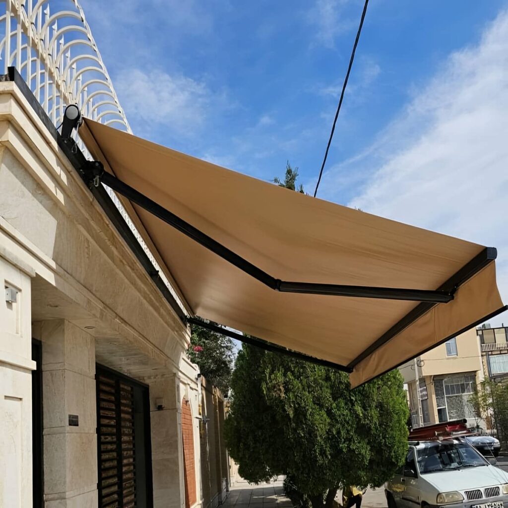 سایبان دوطرفه در مرحله اندازه گیری فضای پروژه سایبان دوطرفه در مرحله اندازه گیری فضای پروژه