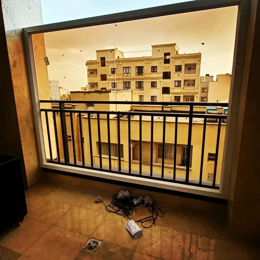 حفاظ تراس در نمونه اجرای فضای محدود