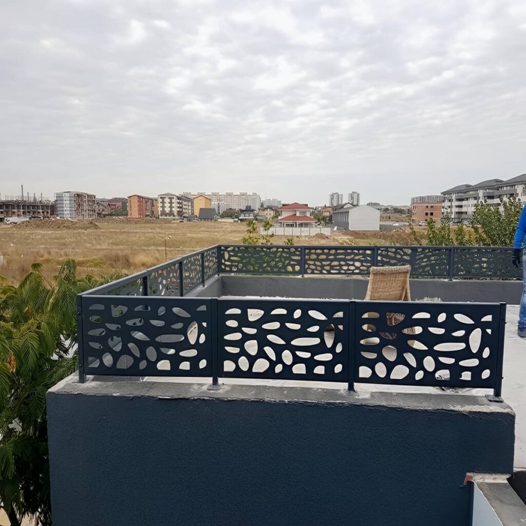 هندریل راه پله با اتصالات منظم و پرداخت تمیز