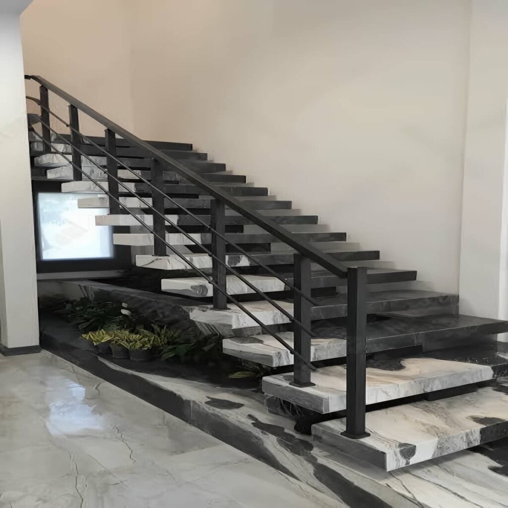 حفاظ لبه بالکن با طراحی ساده و خطوط منظم