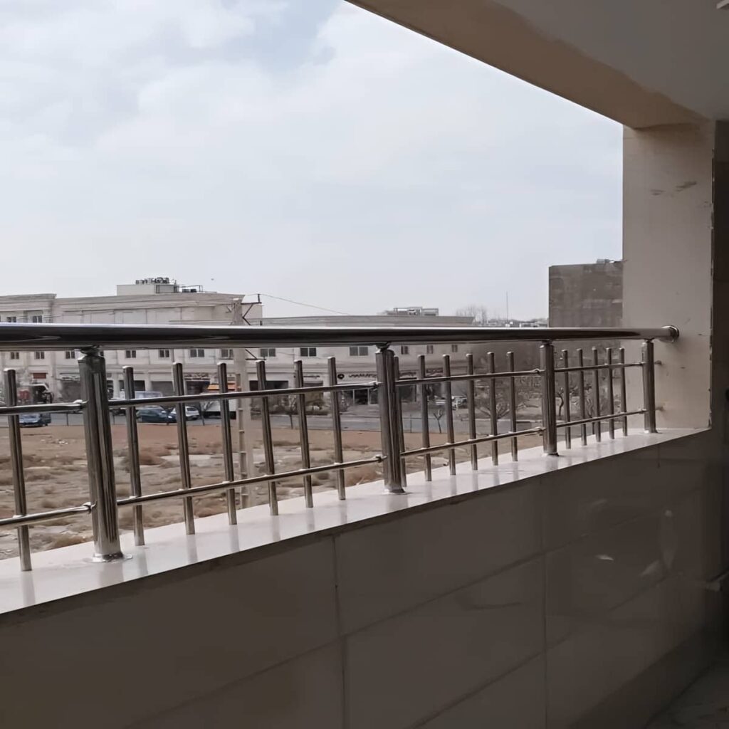 دست انداز راه پله در مرحله اندازه گیری پیش از سفارش