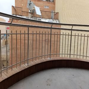 نرده پله کلاسیک در مرحله مشاوره شرایط گارانتی