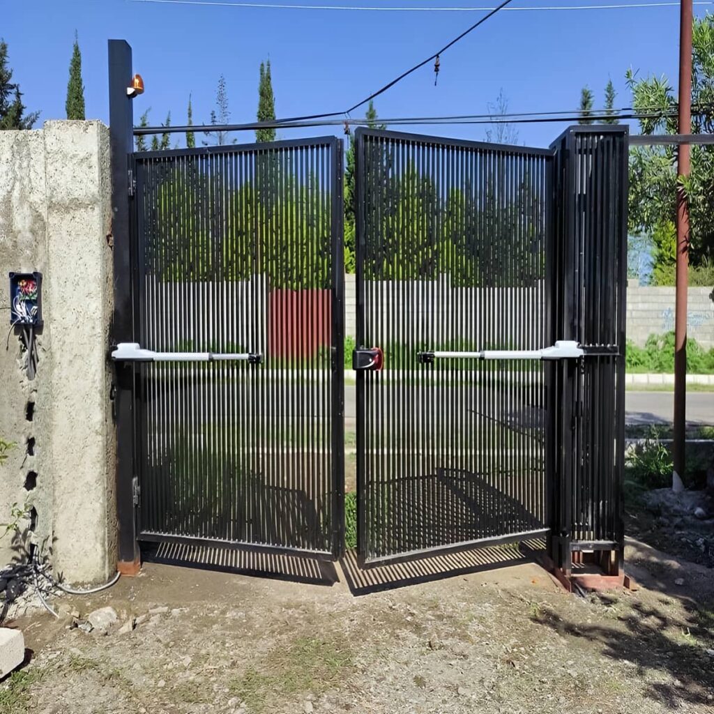 جک پارکینگی در مرحله بررسی متریال پیش از سفارش