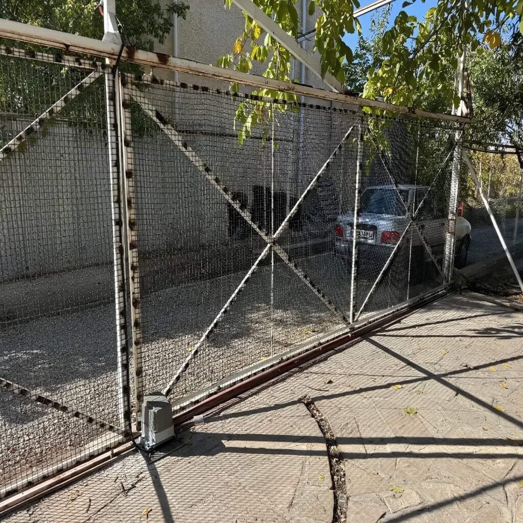 جک پارکینگ ایرانی همراه تجهیزات آماده نصب