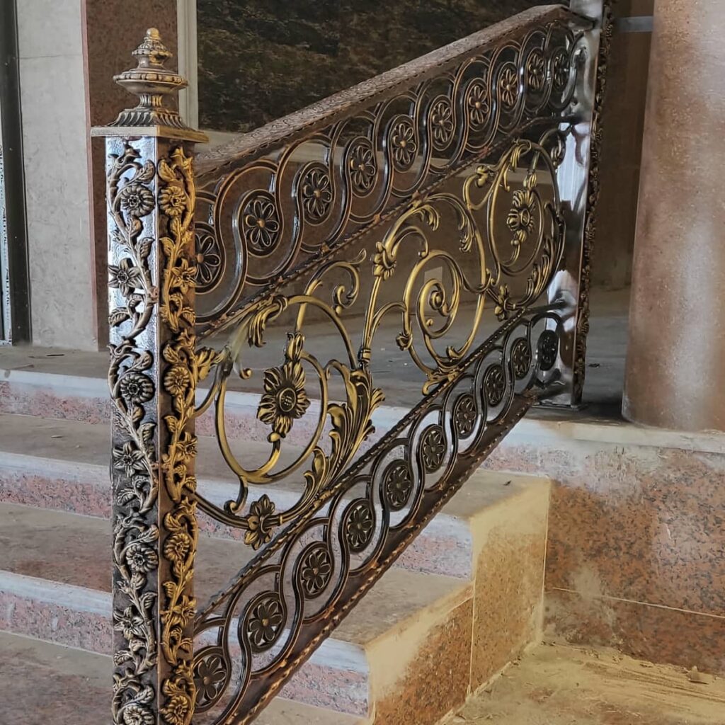 نرده فرفورژه راه پله در نمونه کار اجرای تمیز نرده فرفورژه راه پله در نمونه کار اجرای تمیز