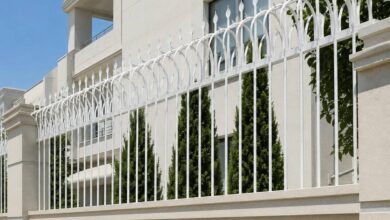 حفاظ دیوار حیاط با پوشش مناسب فضای باز