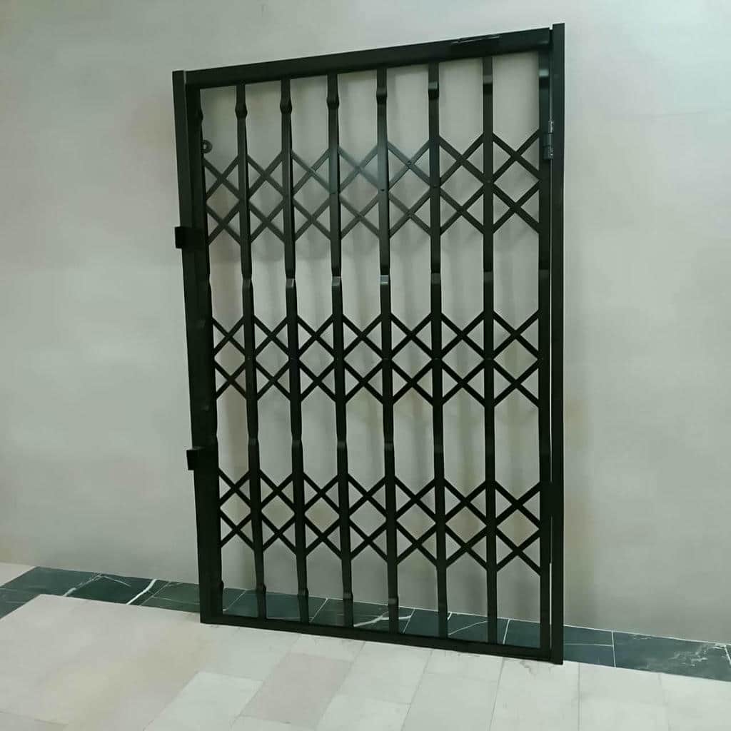 حفاظ درب آکاردئونی سفارشی استان سیستان و بلوچستان