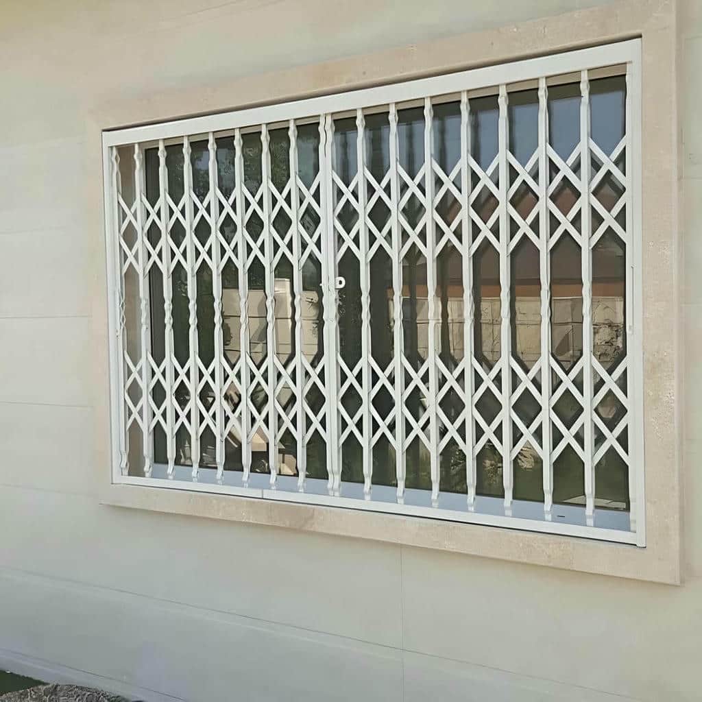 حفاظ درب آکاردئونی سفارشی استان همدان