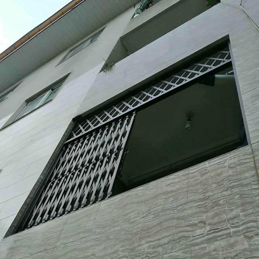 مرکز تخصصی عرضه حفاظ درب آکاردئونی در استان گیلان