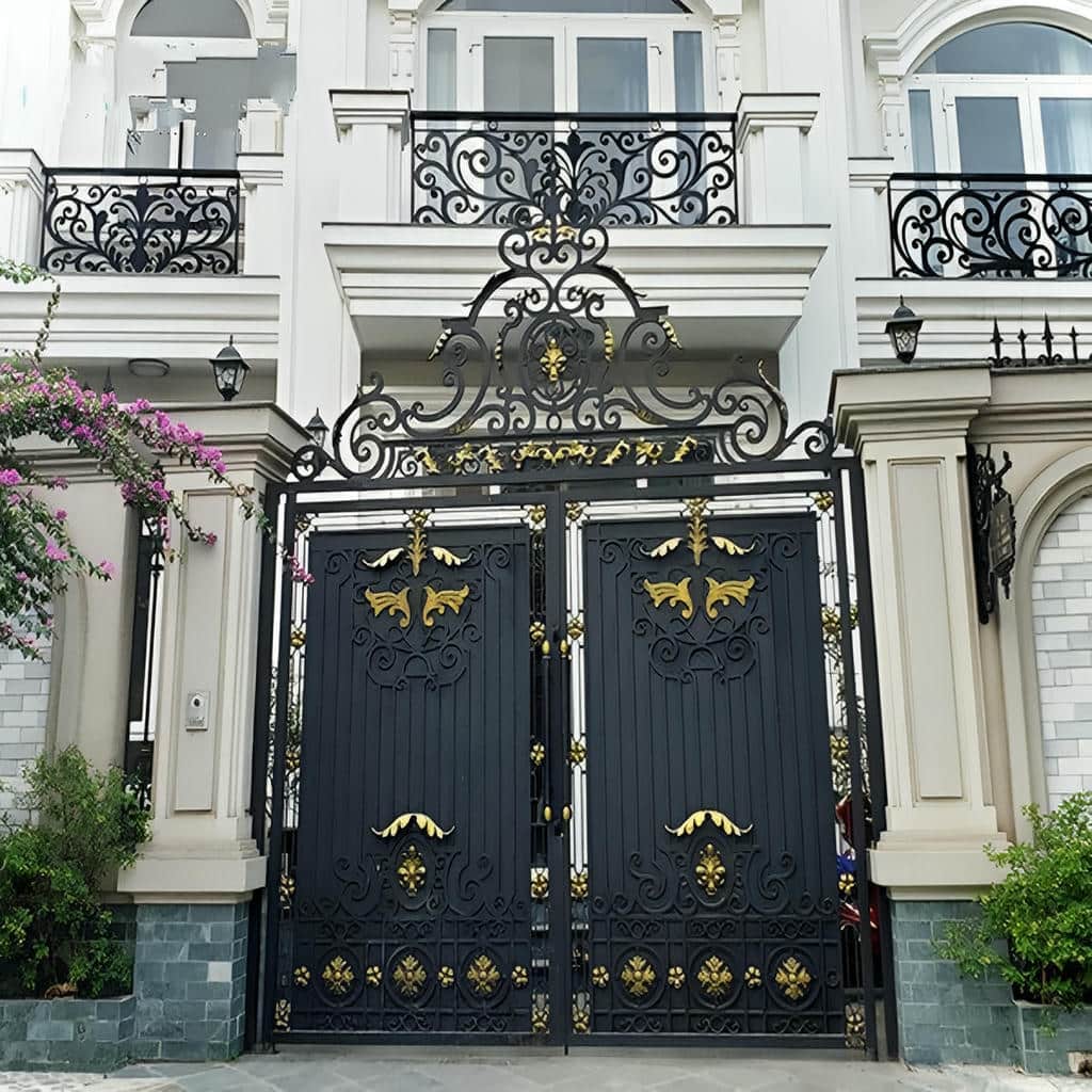 درب حیاط مدرن طوسی در بیرجند
