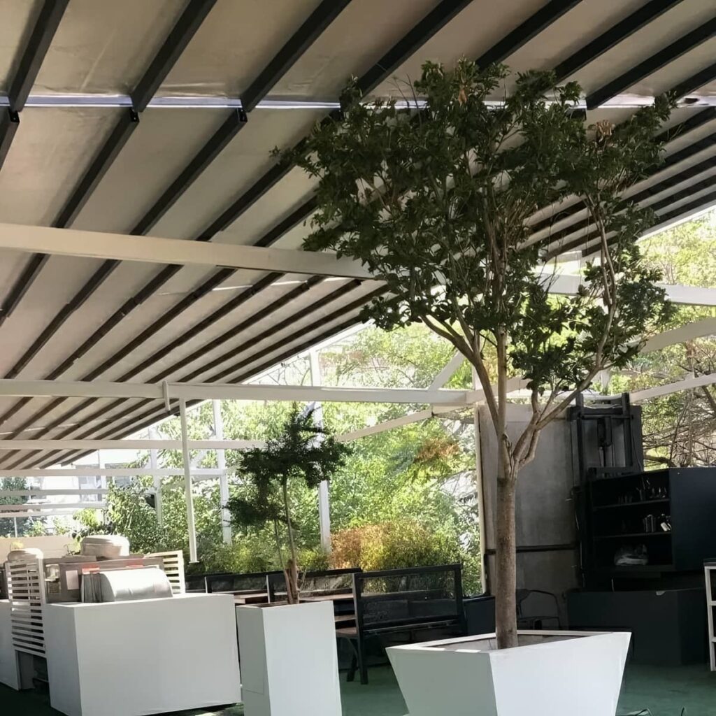 سایبان اتوماتیک طوسی در استان کرمانشاه برای ورودی