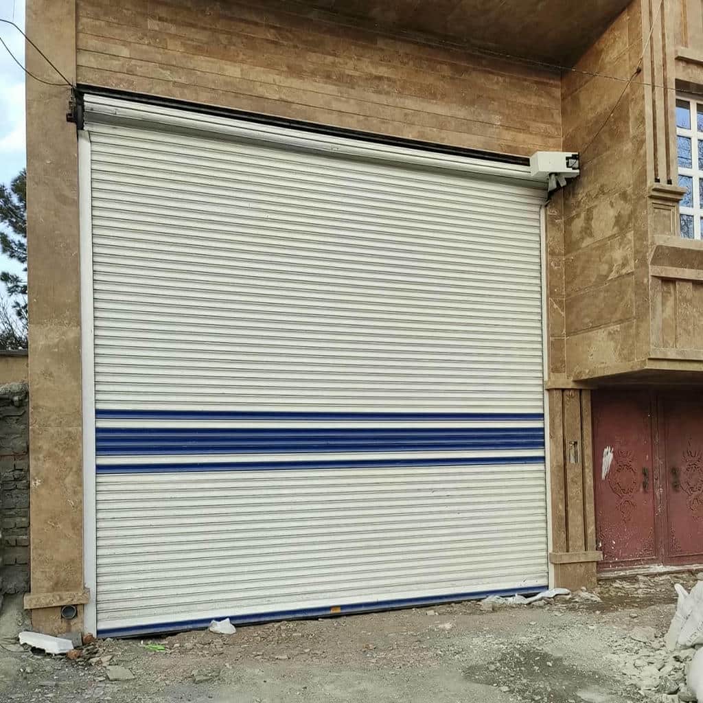 نمای کرکره برقی سفارشی پروژه در سمنان