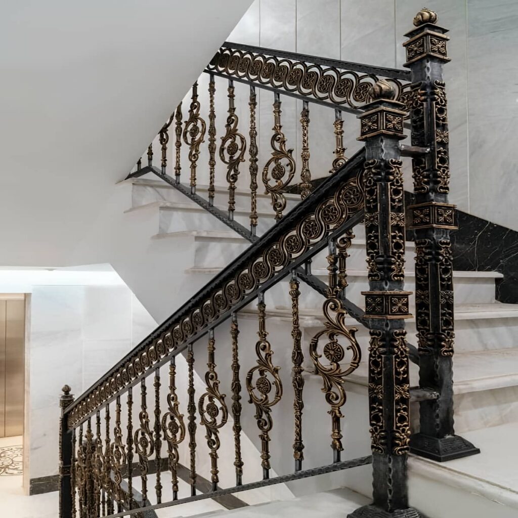 هندریل فلزی ساختمان