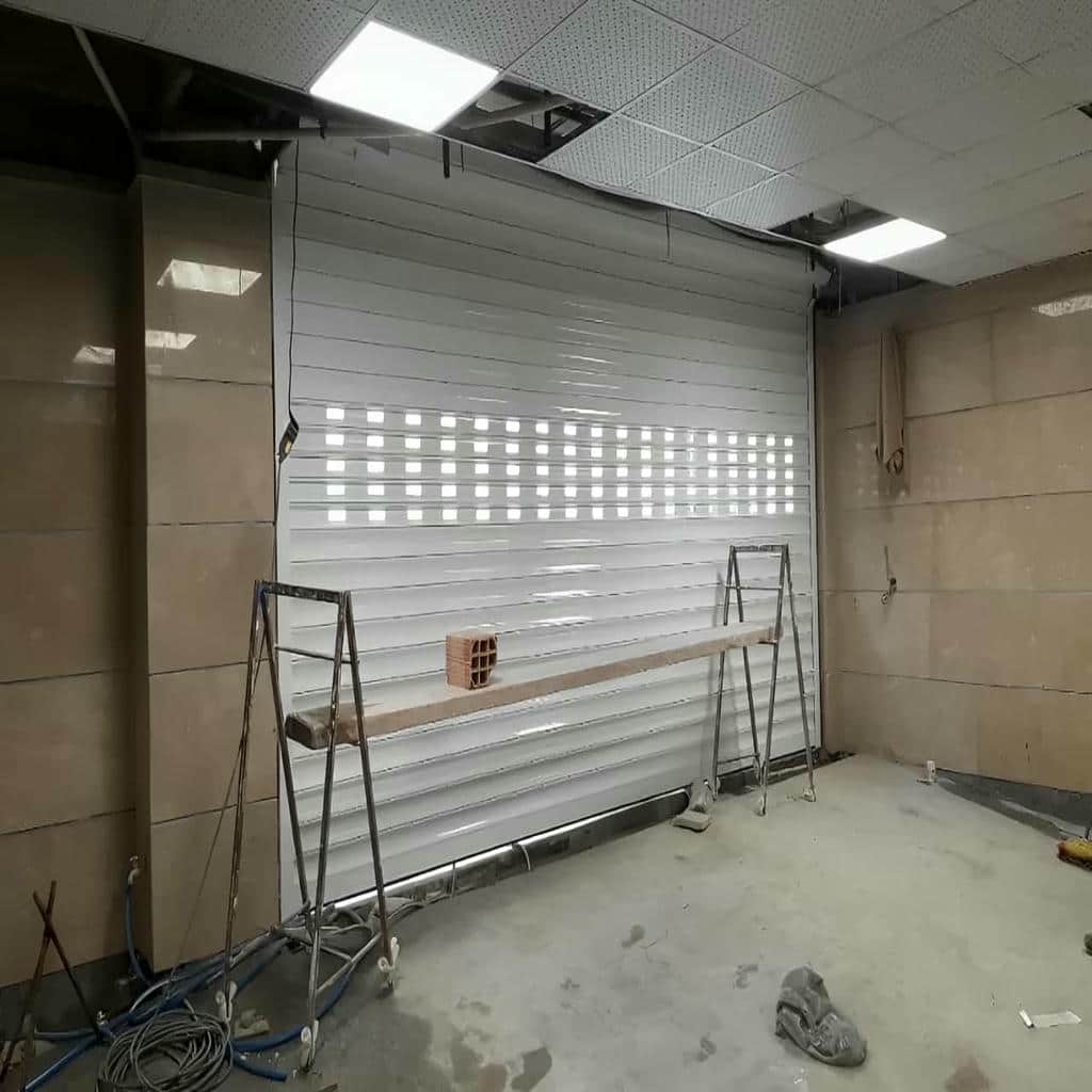 کرکره برقی خاکستری پارکینگ مسکونی استان قم