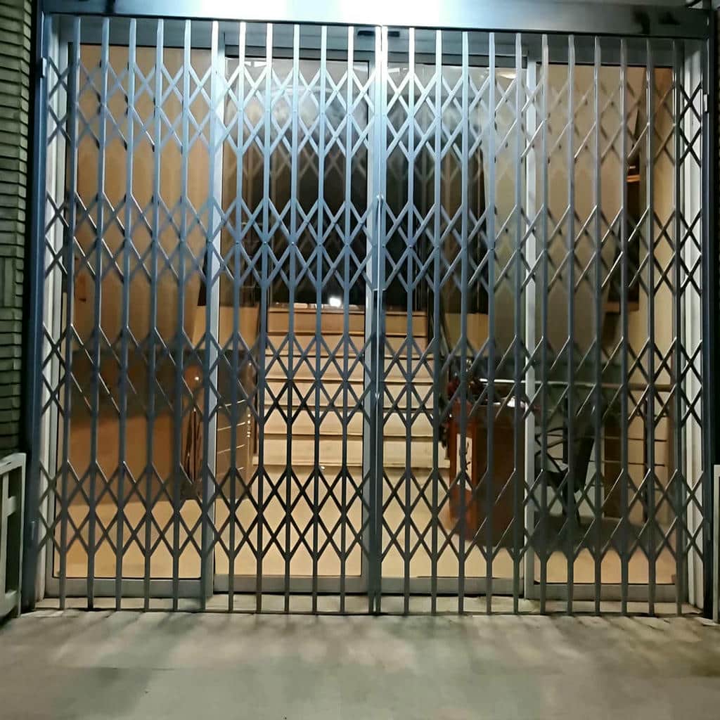 مرکز تخصصی عرضه حفاظ درب آکاردئونی در استان همدان