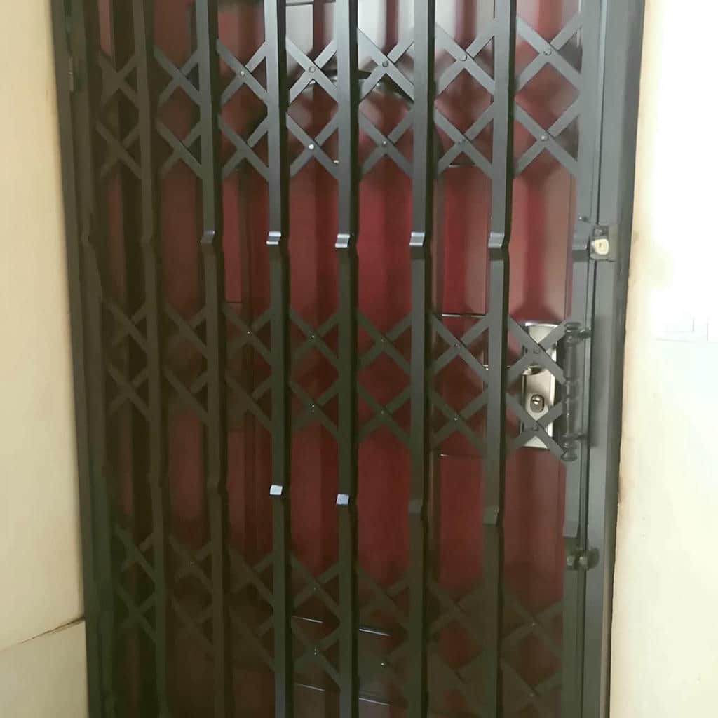 مرکز تخصصی عرضه حفاظ درب آکاردئونی در استان چهارمحال و بختیاری