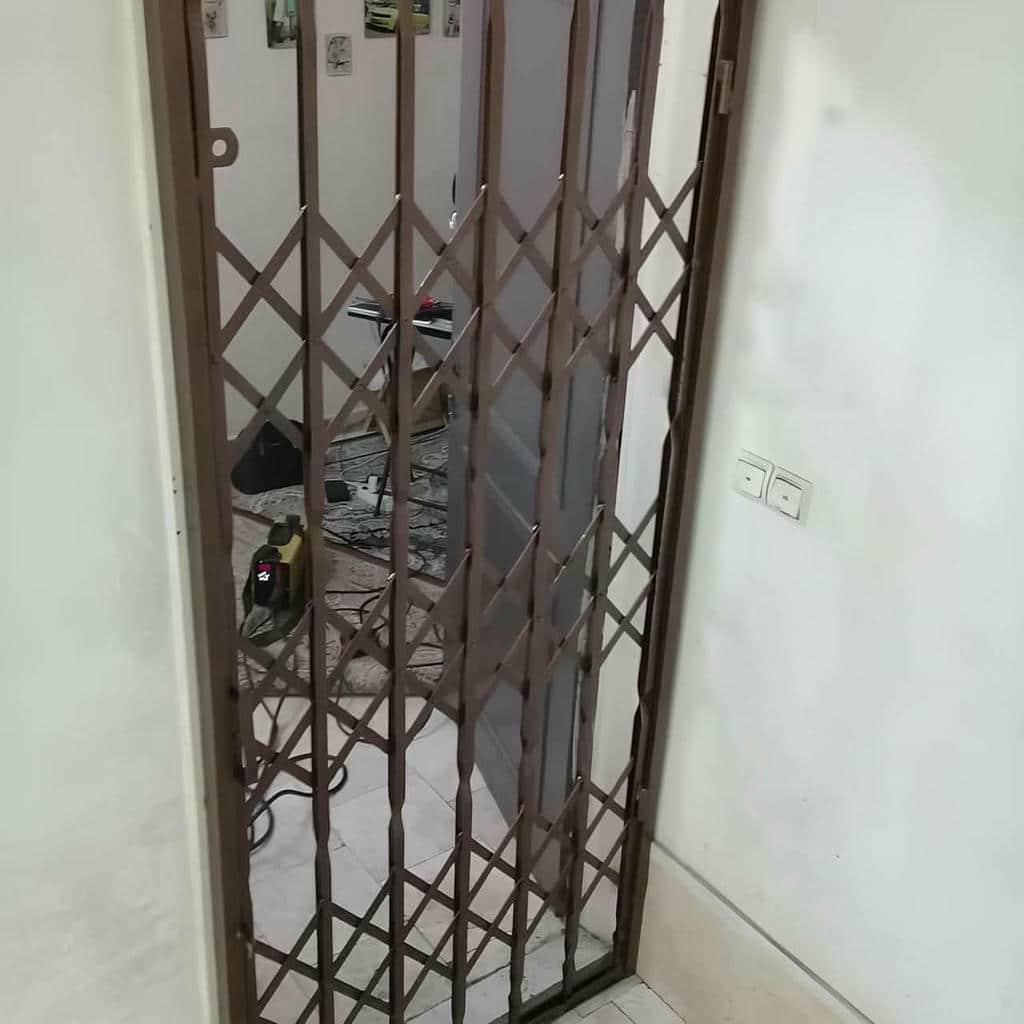 مرکز تخصصی عرضه حفاظ درب آکاردئونی در کرمان و حومه