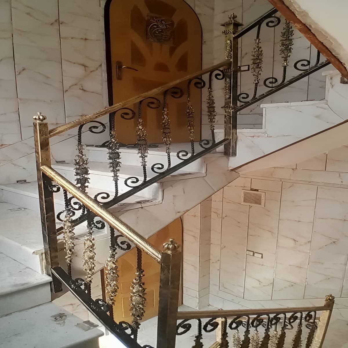 مرکز تخصصی نرده راه پله در کرج و حومه